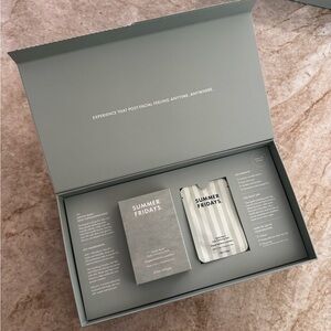 UNUSED Summer Fridays Limited Edition Gentle Reset Exfoliating Pads PR Mailer